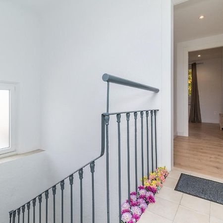 Moderno Apartamento En Centro De Гранада Екстериор снимка
