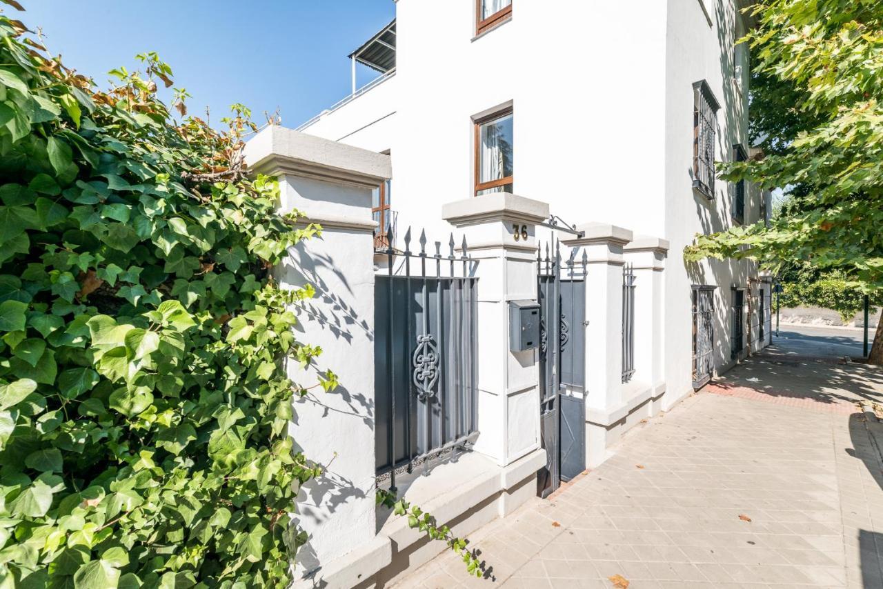 Moderno Apartamento En Centro De Гранада Екстериор снимка