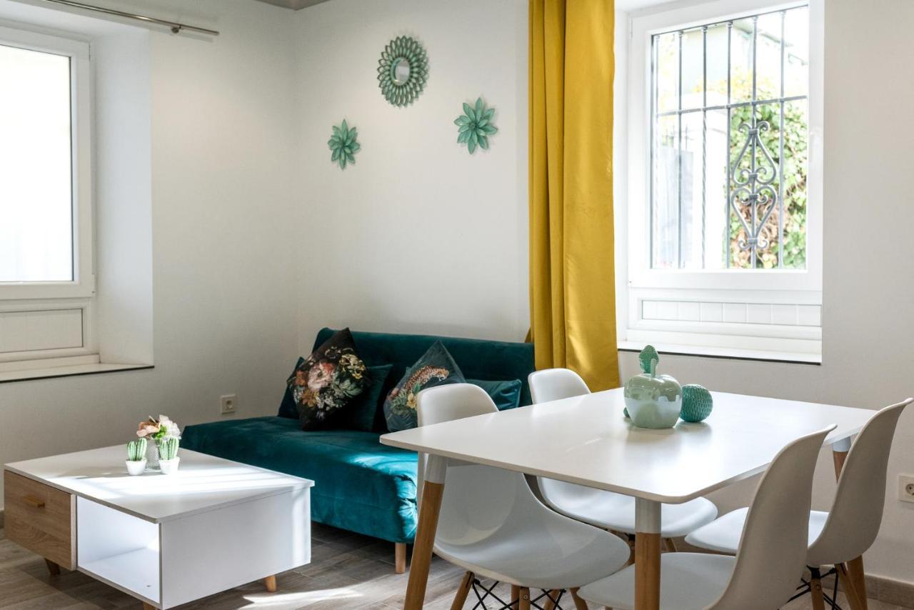 Moderno Apartamento En Centro De Гранада Екстериор снимка