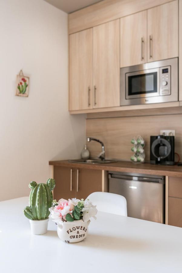 Moderno Apartamento En Centro De Гранада Екстериор снимка