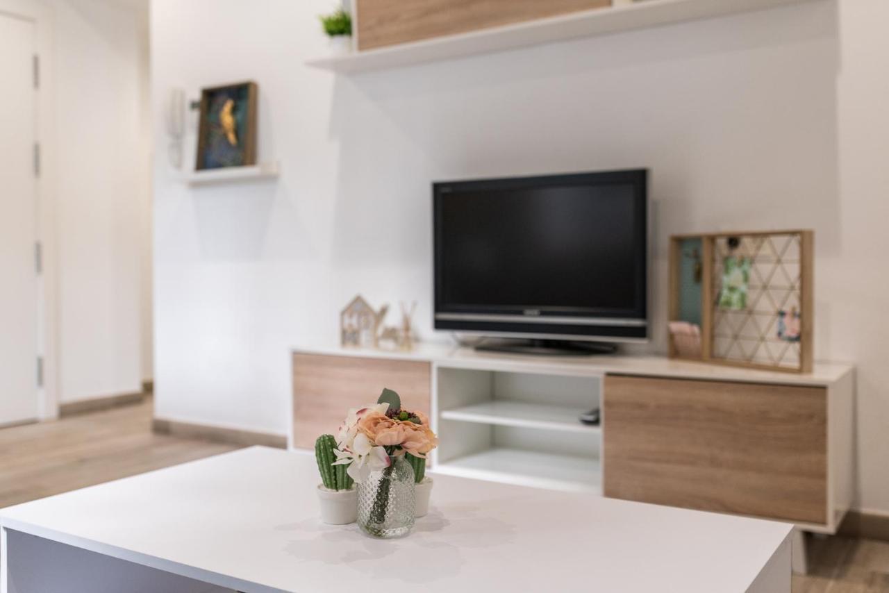 Moderno Apartamento En Centro De Гранада Екстериор снимка