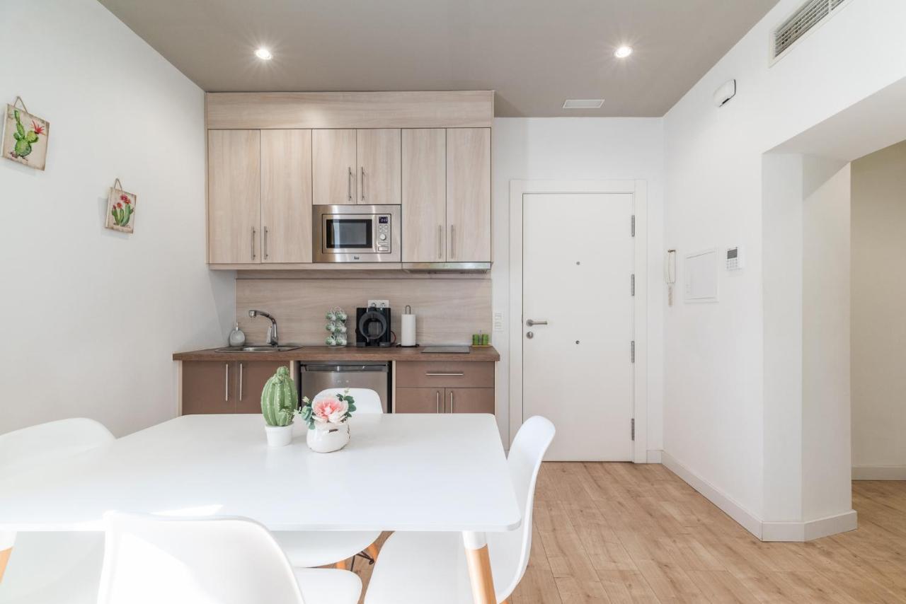 Moderno Apartamento En Centro De Гранада Екстериор снимка